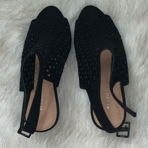 Madden Girl Peep Toe Bootie - Picture 2 of 4